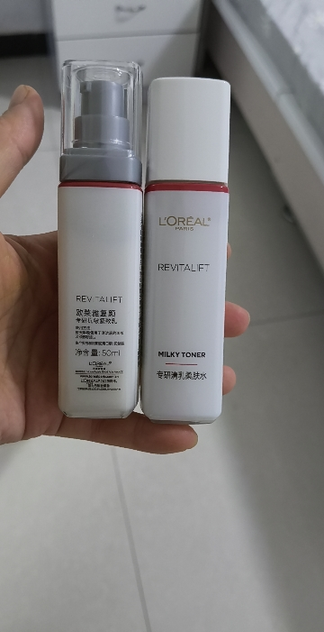 欧莱雅复颜抗皱积雪草护肤套装水乳补水保湿抗皱提拉紧致淡化细纹(有赠品字样,原装中小样)晒单图