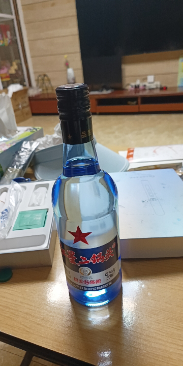 红星二锅头酒 绵柔8纯粮/陈酿 43度500ml 单瓶装清香型白酒(新老包装随机发货)晒单图