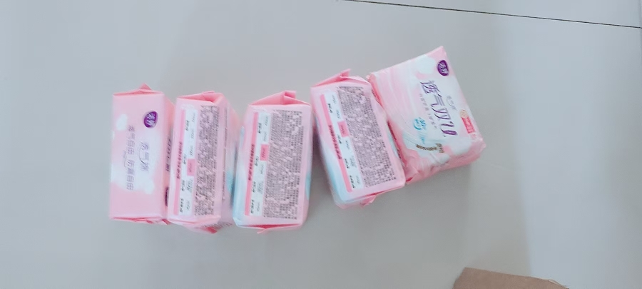 洁婷日用夜用卫生巾透气棉柔姨妈巾旗舰店(日16片夜18片)晒单图