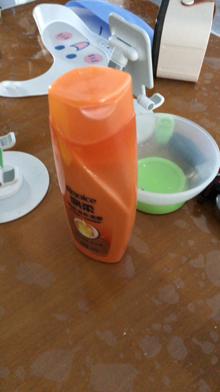 飘柔洗发露精油润养精粹润泽柔顺洗发膏洗头水针对干枯毛躁 200ml新老包装随机晒单图