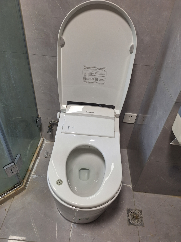 松下(Panasonic)智能马桶V7pro回旋泡 全感应翻圈冲水无惧低压坑距可调座便器晒单图