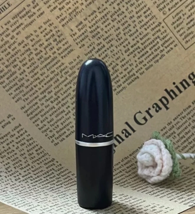 魅可(MAC)磨砂系列新款热卖雾面丝绒 哑光尤雾口红唇膏3g 磨砂923 STAY CURIOUS 蜜桃乌龙晒单图