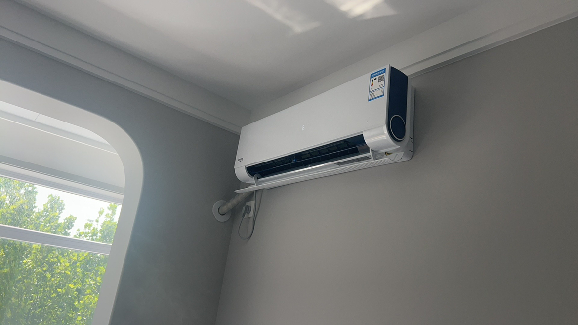 倍科(Beko)挂壁式冷暖空调1.5匹 全直流变频 柔风 KFR-35GW/SA1晒单图