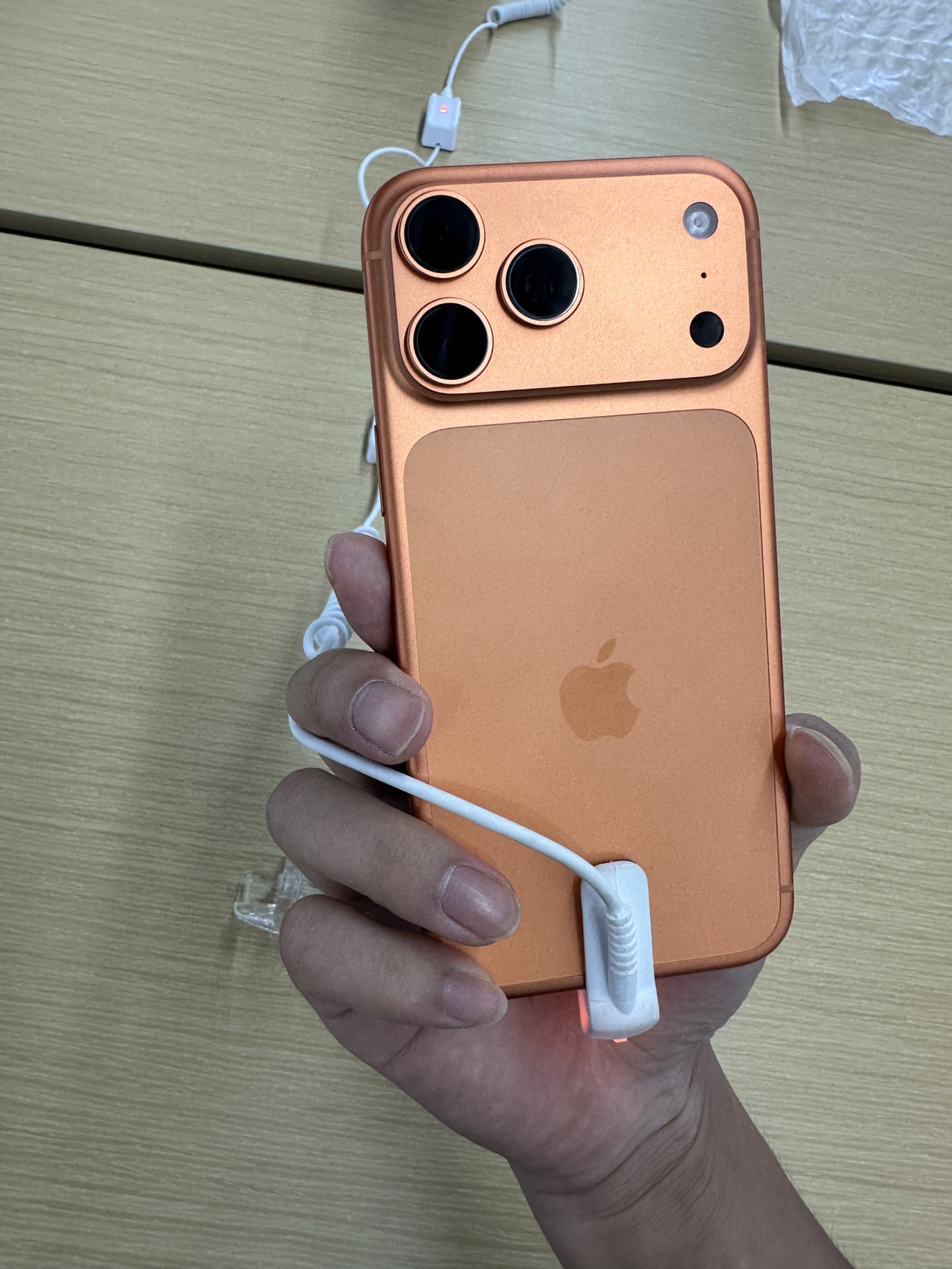 Apple iPhone 17 Pro Max 512G 星宇橙色 移动联通电信5G手机晒单图