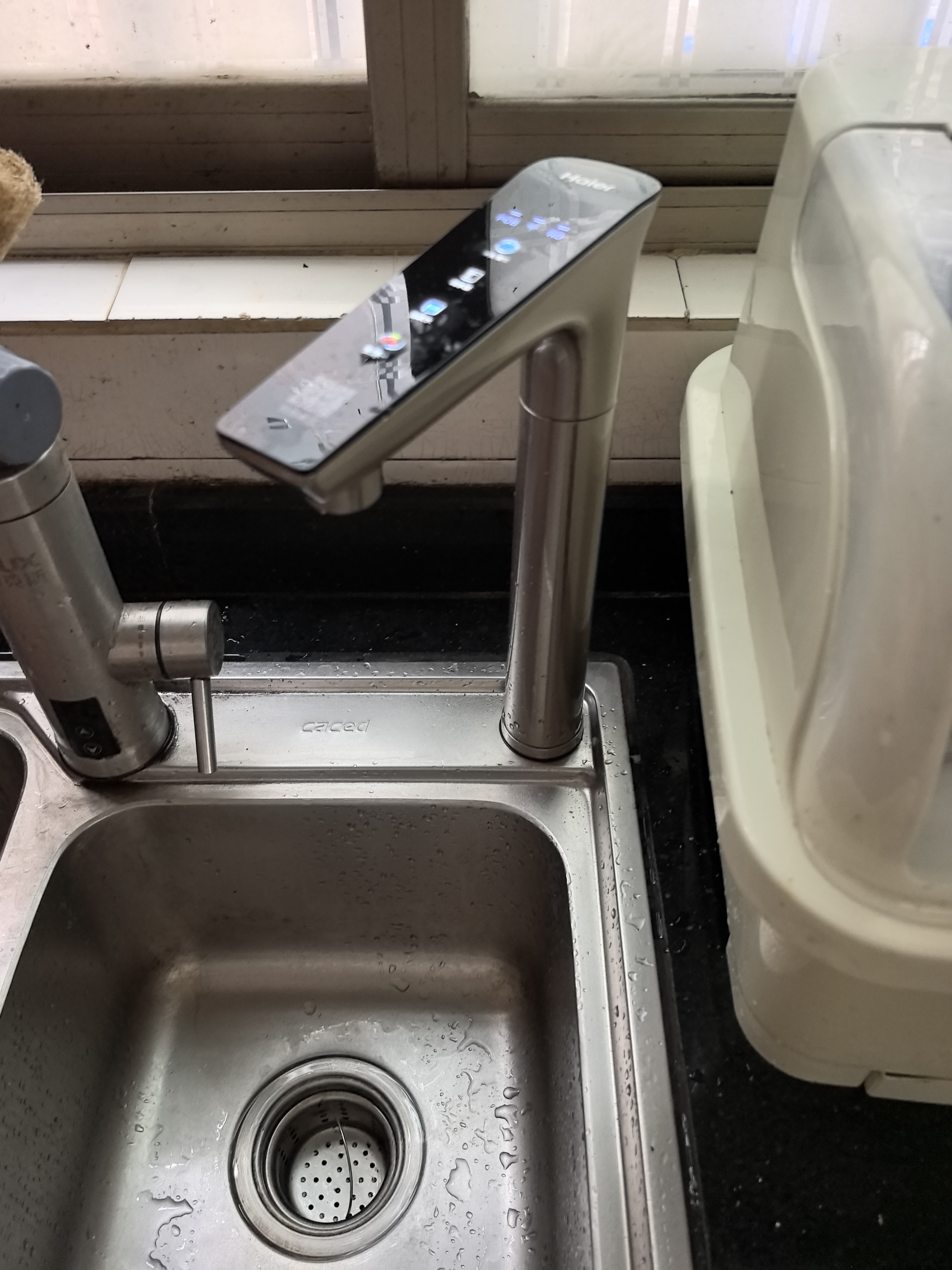 海尔(Haier)净水设备鲜活水ProMax小红花家用净水器瞬时1400G高流速直饮机 8年进口膜母婴直饮晒单图