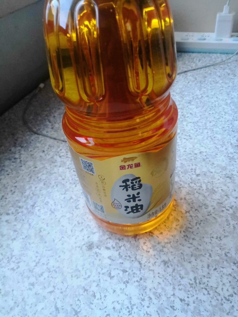 金龙鱼优+稻米油1.8L 食用油家用米糠油 炒菜煮饭健康营养晒单图