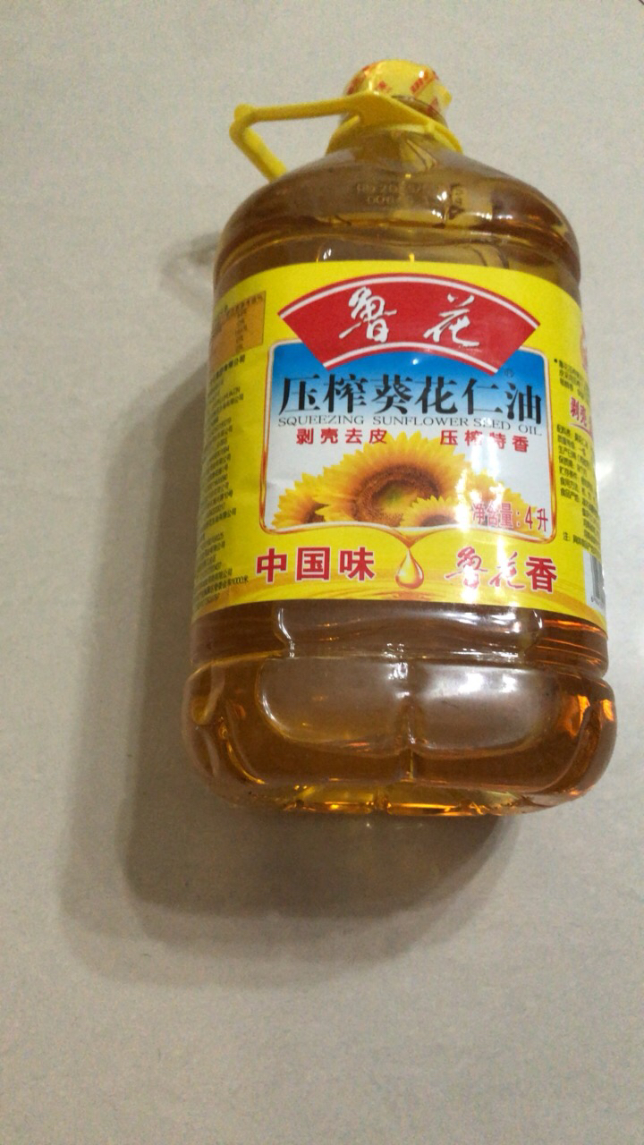 鲁花压榨葵花仁油4L小瓶家庭装晒单图