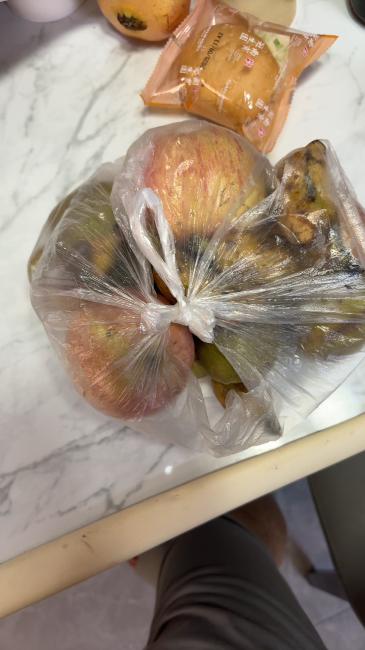 [熊猫鸟]四川红心猕猴桃 12枚装(单果70-90g中果) 猕猴桃奇异果 四川红心猕猴桃晒单图