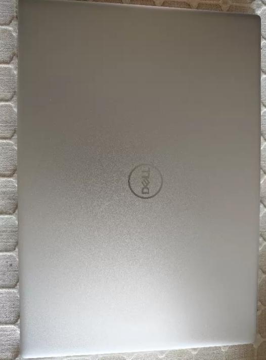 戴尔(DELL)笔记本电脑灵越3520 15.6英寸高性能全面屏轻薄本(12代酷睿i7-1255U 32G 1TB SSD 锐炬显卡 120Hz防眩光高刷屏)银 定制晒单图