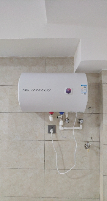 万家乐 50升电热水器小尺寸 2200W速热多重防护 出租房家用小型洗澡机 节能省电D50-H111B(S)晒单图