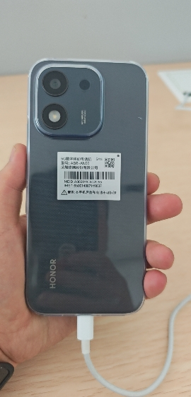 荣耀X70i 8GB+256GB 绒黑色 5G手机 一亿像素 AI拍照键 高亮OLED护眼屏 6000mAh大电池长续航学生老人智能机晒单图