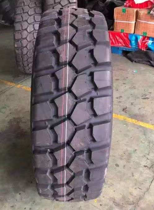 前进15.5R20 20PR GL073A全刚子午线越野轮胎(含内胎和垫带)晒单图