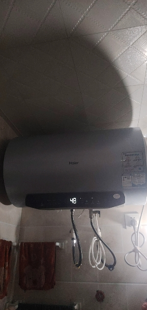 海尔(Haier)60升电热水器EC6002H-MA5U1 3300W变频速热 金刚无缝内胆 镁棒免更换 一级能效节能晒单图