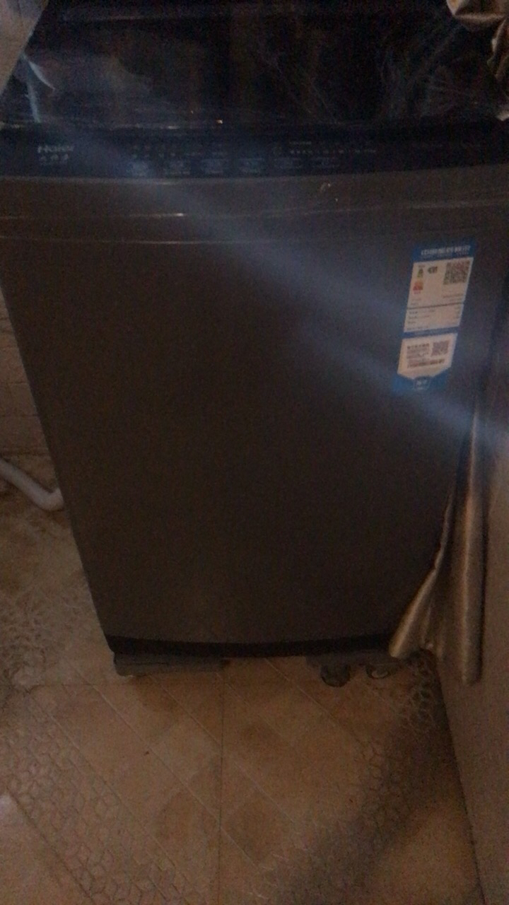 海尔(Haier)10公斤 全自动 波轮洗衣机 1级能效 自编程 纳米微泡净 除螨洗 消费补贴 XQB100-Z10B0晒单图