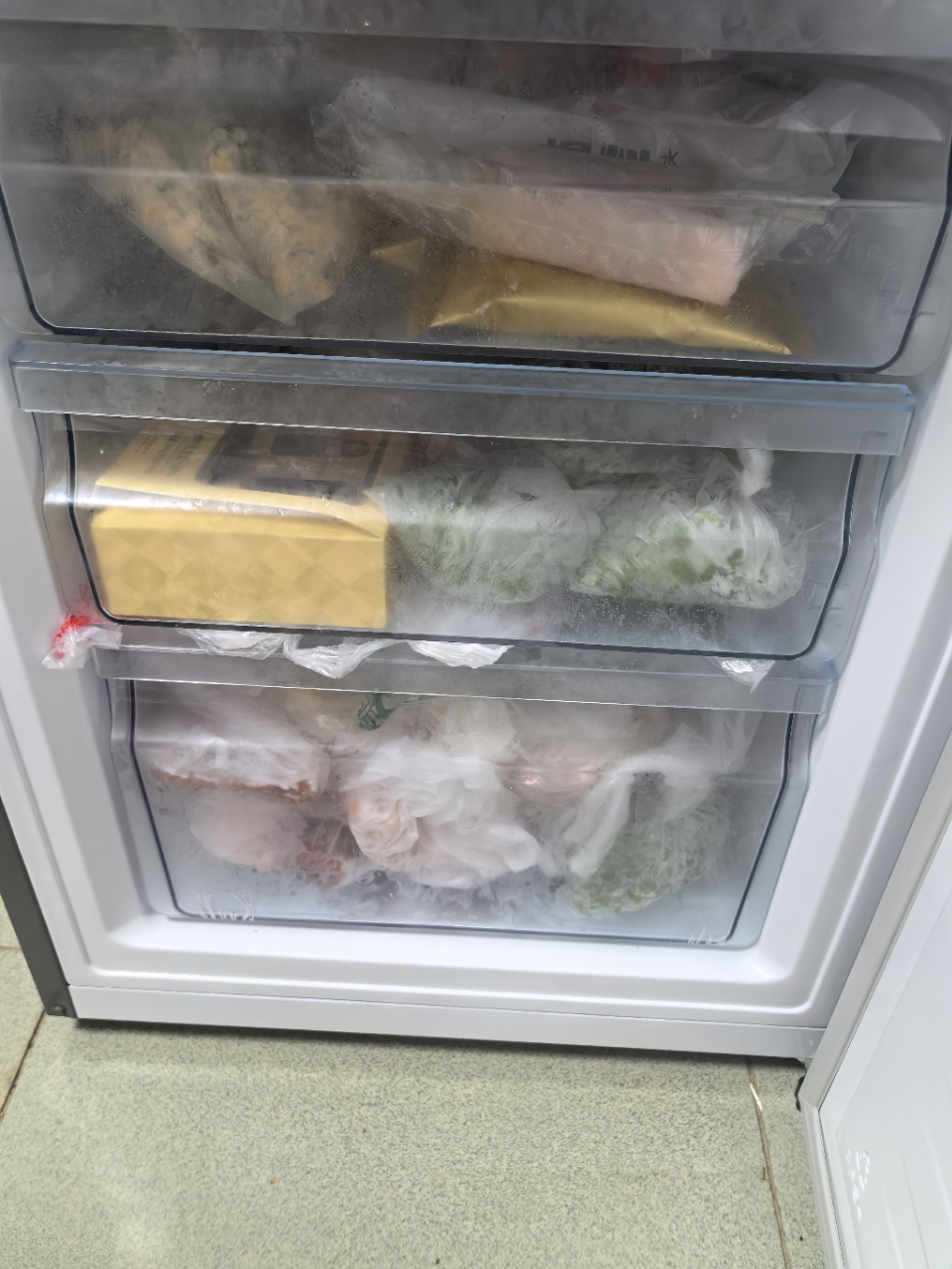 容声(Ronshen)252升三开门电冰箱变频风冷一级能效节能家用风冷无霜节能墨韵灰艺术外观BCD-252WD18NP晒单图