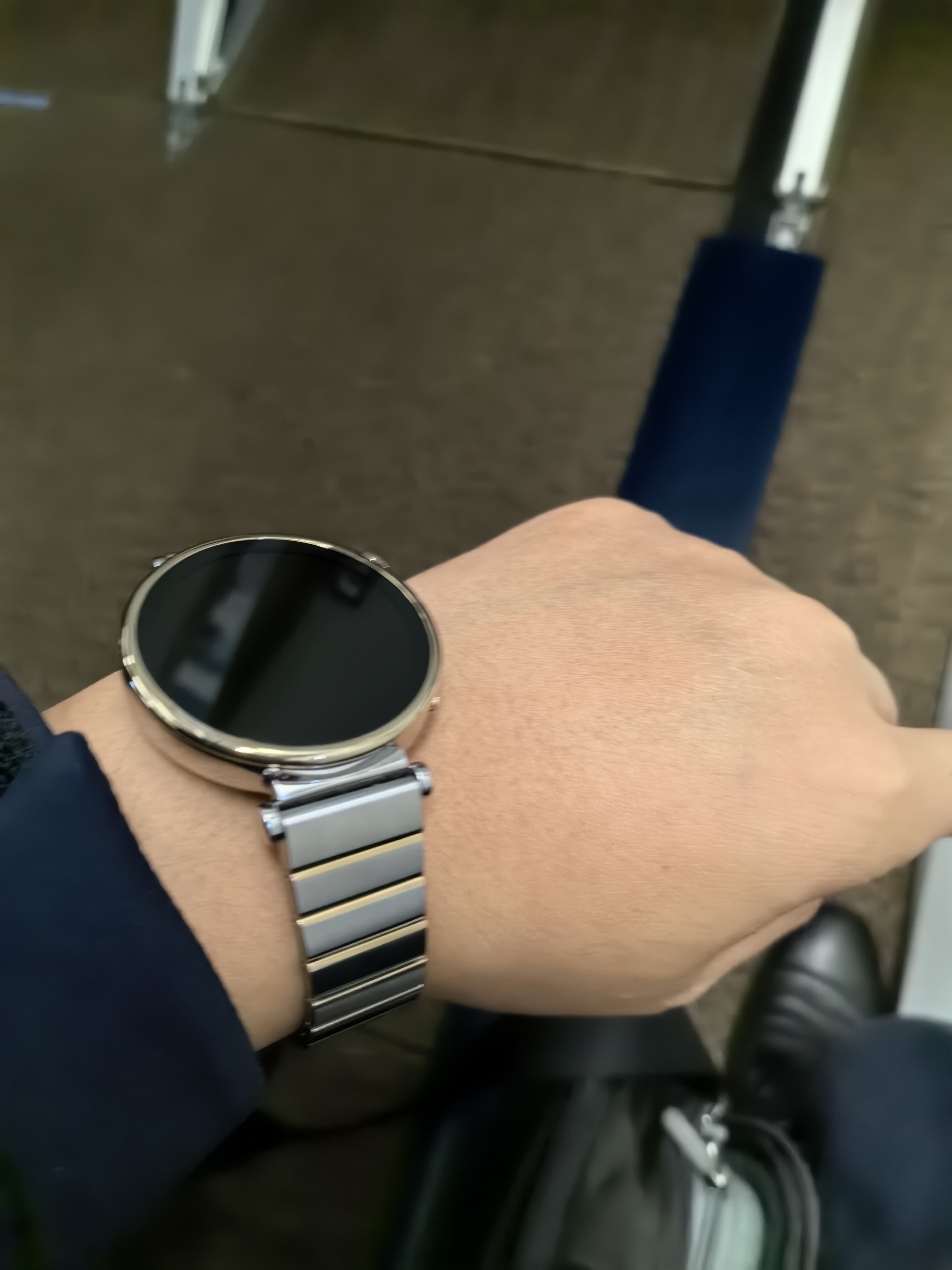 华为/HUAWEI WATCH GT 4 41mm 皓月银 不锈钢间金表带 智能手表 运动手表晒单图