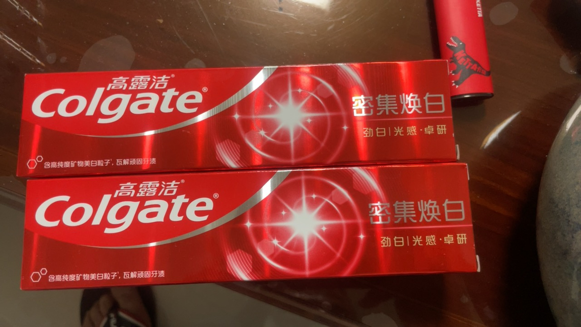 高露洁密集焕白牙膏瓦解牙渍去黄亮白薄荷香型清新口气家庭装120g*2支晒单图