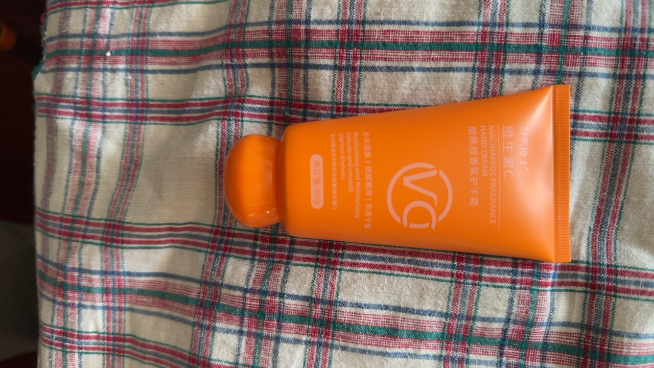 匀美博士维生素C护手霜烟酰胺提亮抗氧化补水保湿滋润防干裂持久留香80g晒单图