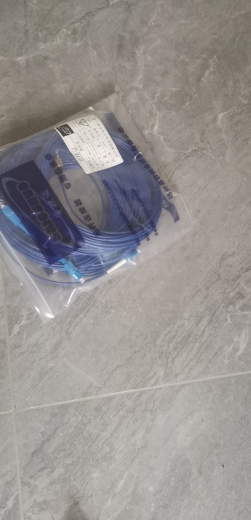 蓝色铠装尾纤 FC-LC 10米 根晒单图