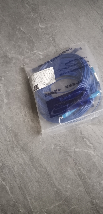 蓝色铠装尾纤 FC-SC 30米 根晒单图