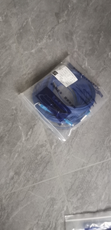 蓝色铠装尾纤 LC-LC 15米 根晒单图