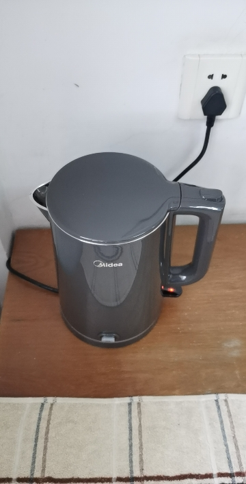 美的(Midea)电热水壶MK-SHE1520A烧水壶电水壶热水壶1.5L全钢无缝双层防烫304不锈钢保温晒单图