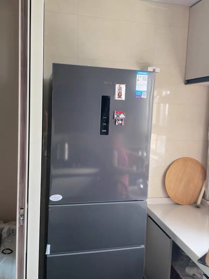 美的(Midea)冰箱271升三门三开门大容量家用小型电冰箱一级能效风冷无霜双净味租房用MR-283WTPZE灰晒单图