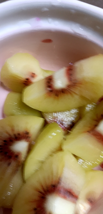 [熊猫鸟]四川红心猕猴桃 24枚装(单果90-110g大果) 猕猴桃奇异果 四川红心猕猴桃晒单图