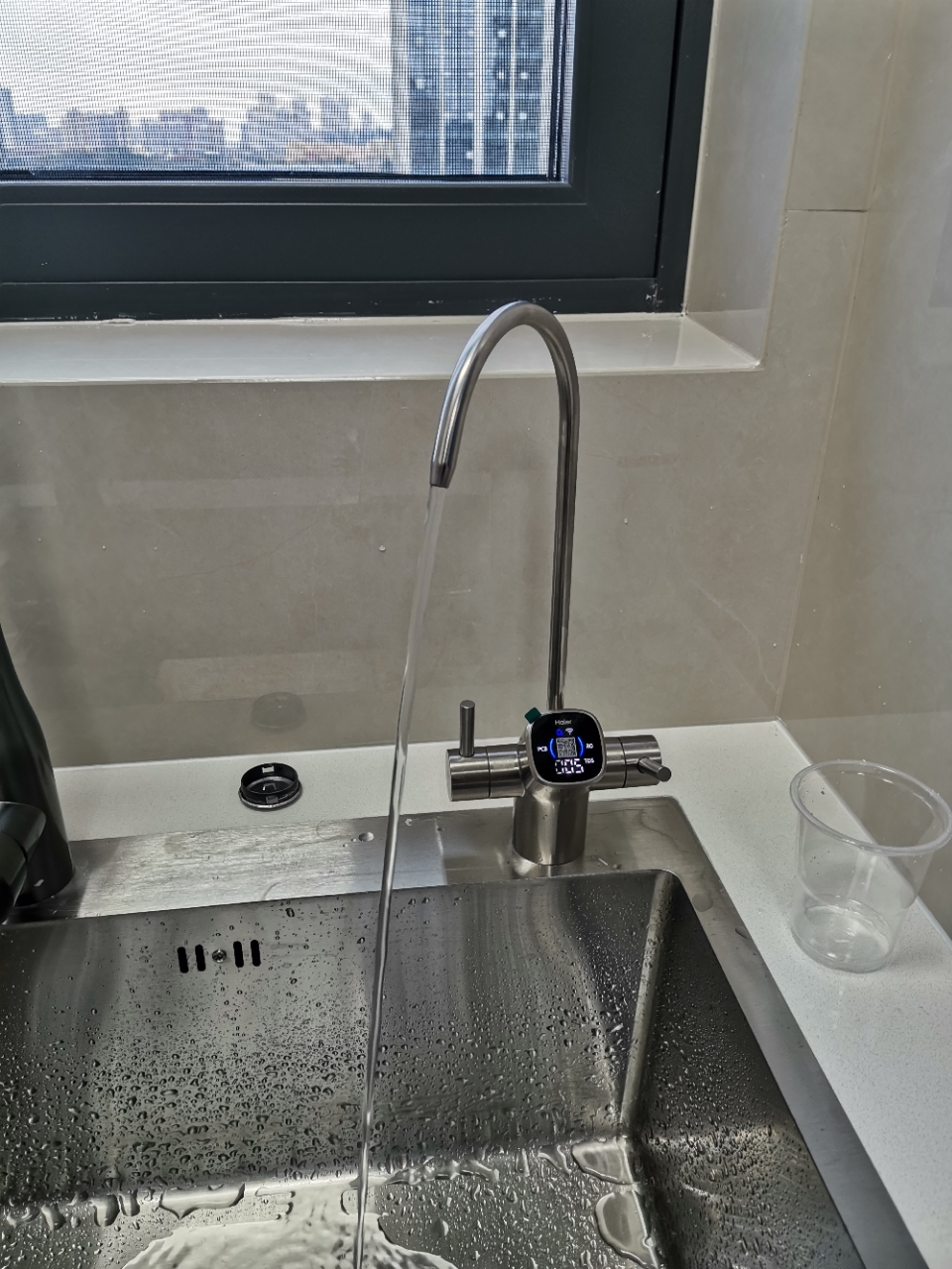 海尔(Haier)鲜活水净水器家用净水机1000G大通量双出水厨下RO反渗透直饮净水器HKC2400-R887晒单图