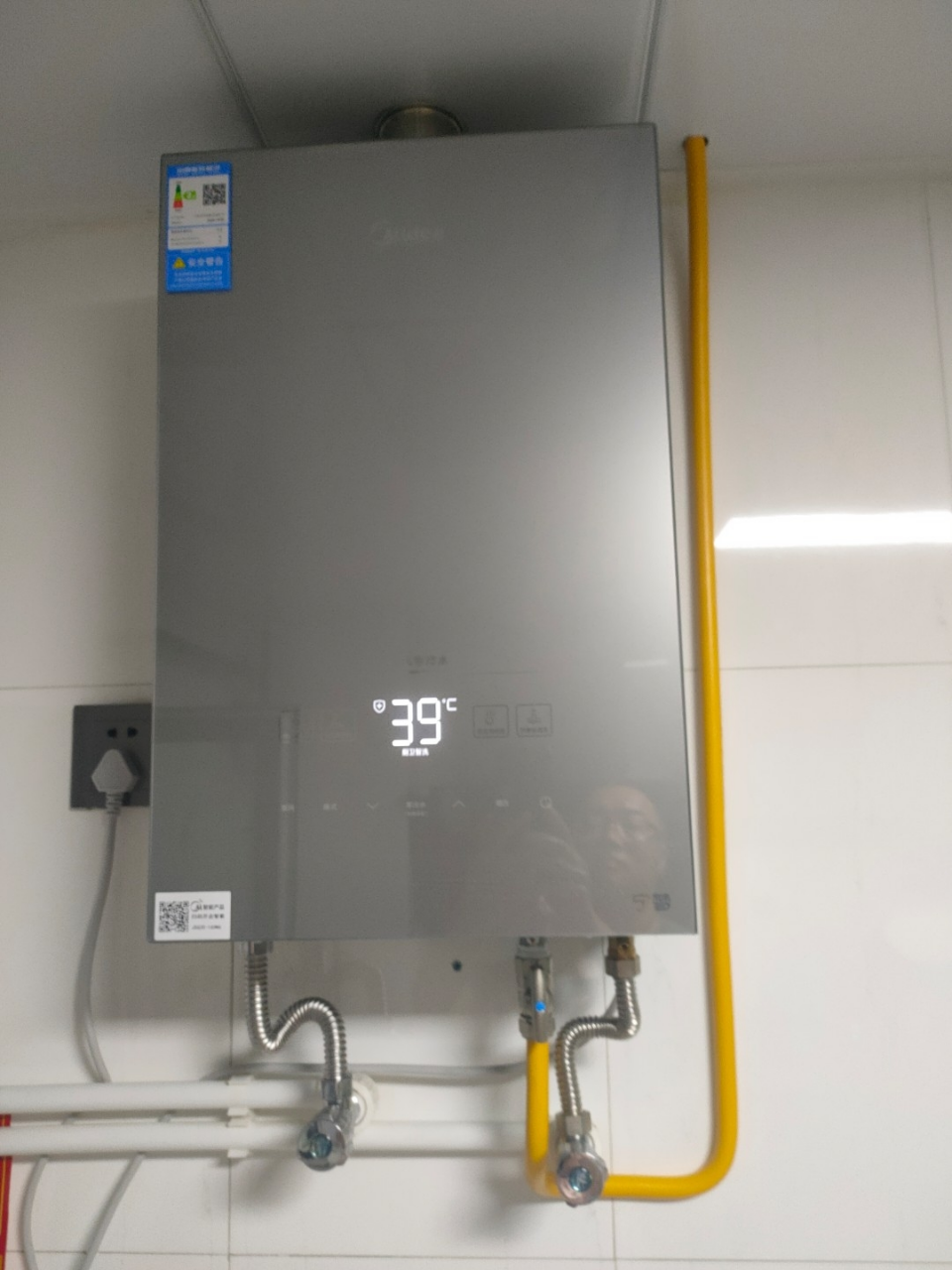 美的燃气热水器冰川银玻璃全面屏JSQ30-16HF3晒单图