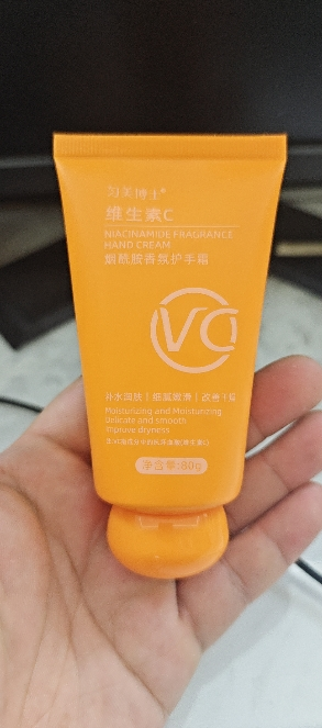 匀美博士维生素C护手霜烟酰胺提亮抗氧化补水保湿滋润防干裂持久留香80g晒单图