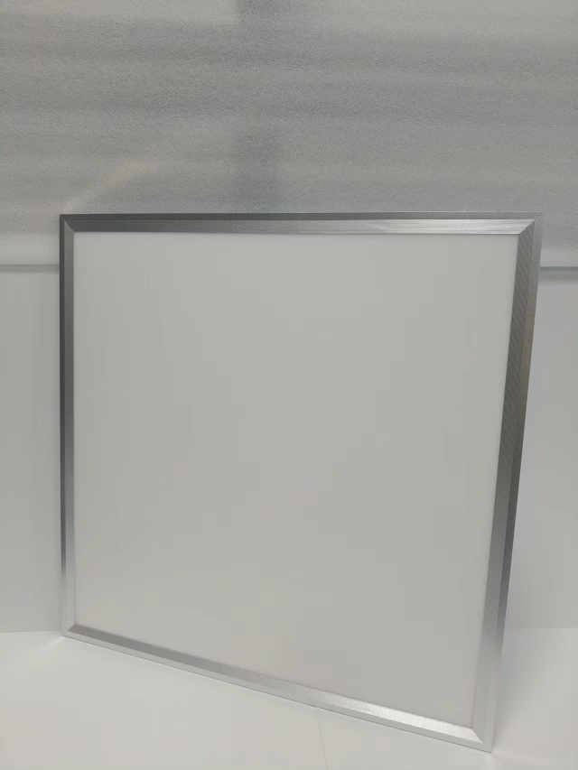 联芯达 LXD7401 LED36w 侧发光嵌入式平板灯(方型)晒单图