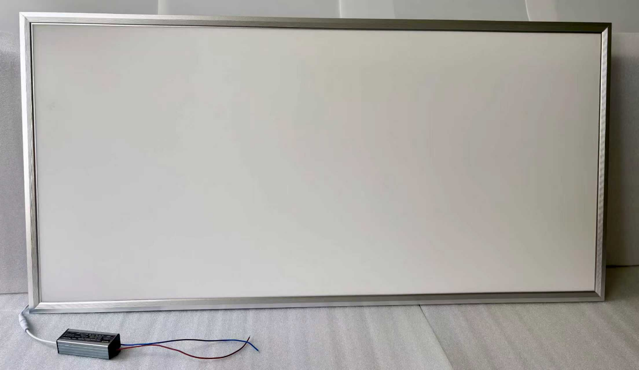 联芯达LED平板灯高显指暖白光设计简约现代晒单图