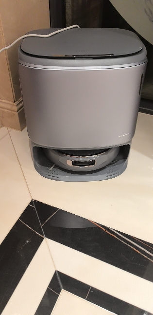 云鲸(NARWAL)云鲸扫地机器人扫拖一体自动清洗全自动拖地擦地机机械臂毛发0缠绕 逍遥002MAX水箱版晒单图