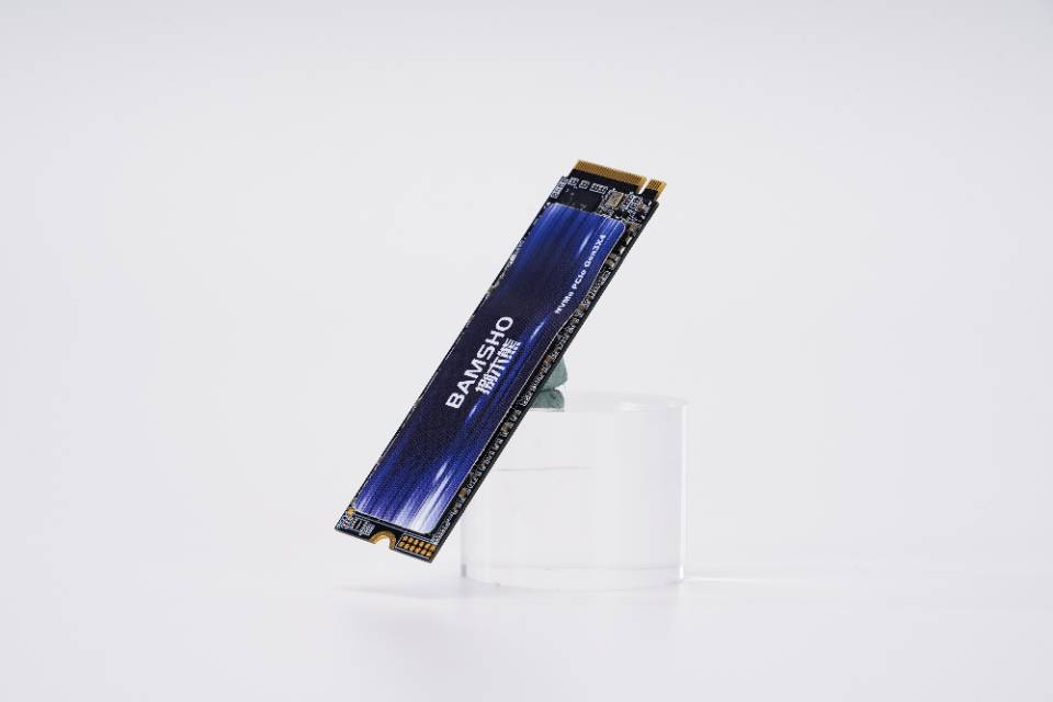 捌木熊 GJC-80014 nvme协议pcie通道高速固态硬盘 2TB 企业保密款 单位(个)晒单图