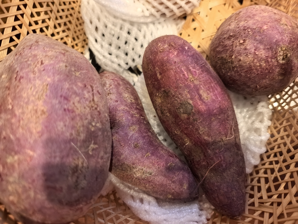 [西沛生鲜]新鲜紫薯 地瓜蔬菜 软糯香甜 净重3斤 中果 单果150-400g晒单图