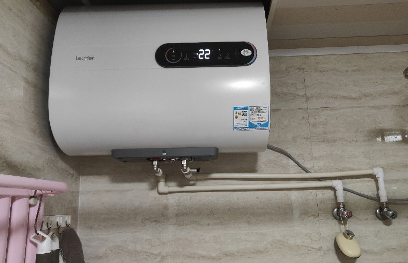 Leader海尔智家出品电热水器50升PLV5 3300W扁桶双胆速热 纤薄机身 健康抑菌洗 自动关机可视化水质监测晒单图