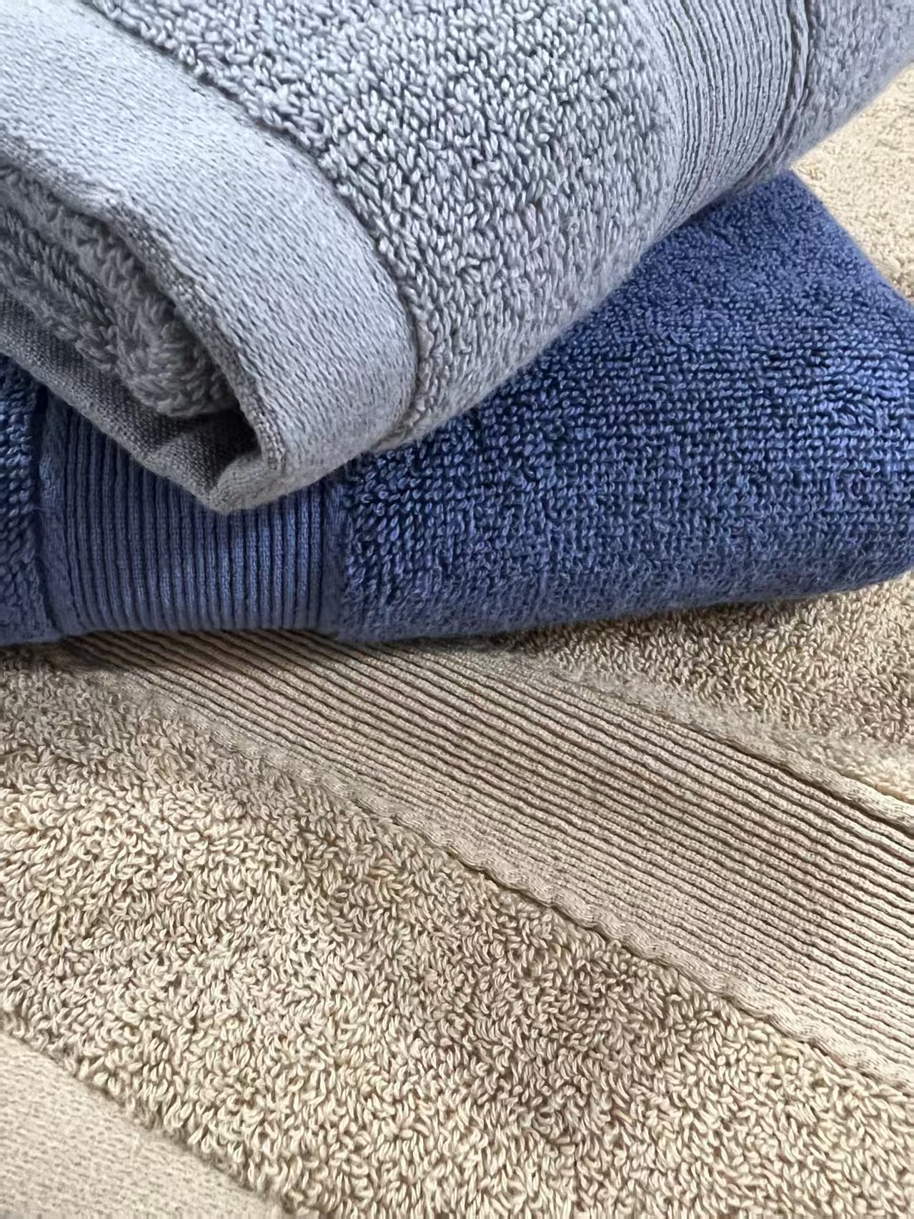 世纪金鹰 32股纱新疆棉纯棉素缎浴巾 500克*1 条晒单图