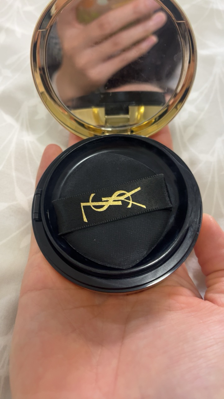 圣罗兰(YSL)持妆遮瑕防晒粉底液遮瑕持久皮气垫14g YSL气垫B20适合自然肤色晒单图