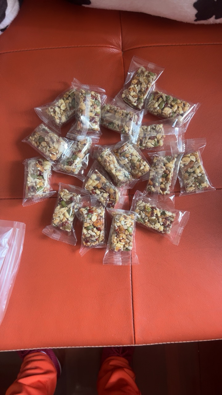 500g/盒 手工八宝切糕新疆切糕坚果核桃巴旦木红枣蔓越莓下午茶点心零食早餐传统糕点整箱休闲零食晒单图