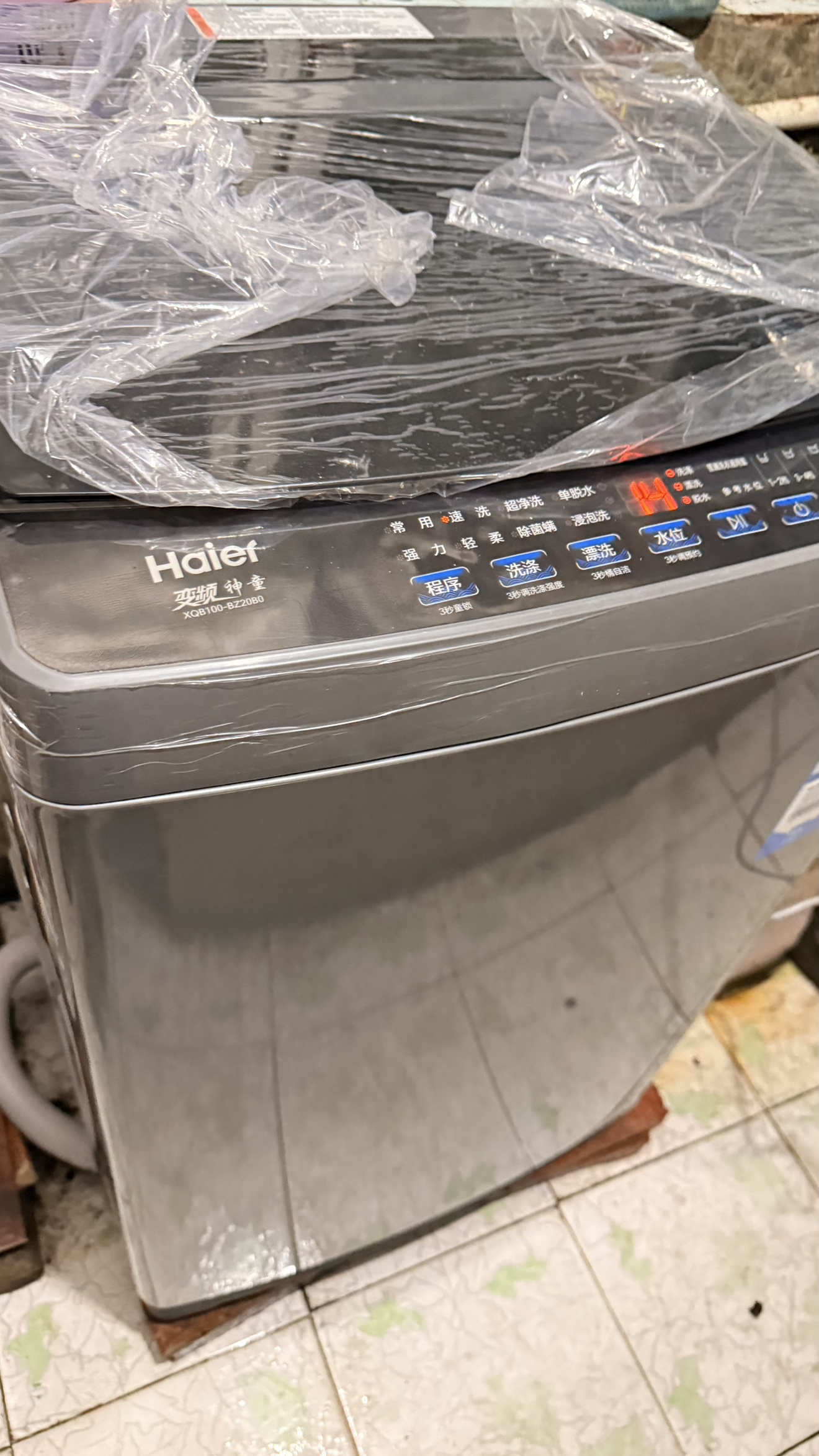 海尔(Haier)10公斤 变频 全自动 波轮洗衣机 1.0洗净比 纳米微泡净 除菌除螨 XQB100-BZ20B0晒单图