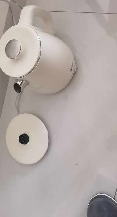 美的(Midea)电水壶MK-SH60-Q1.8升大容量烧水壶一键保温双层防烫开水壶316不锈钢晒单图