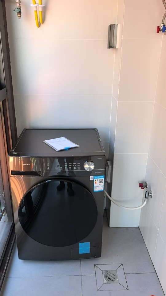 美的(Midea)全自动滚筒洗衣机10公斤家用大容量变频电机一级能效1.1高洗净比蒸汽除菌除螨简尚系列MG100V36T晒单图