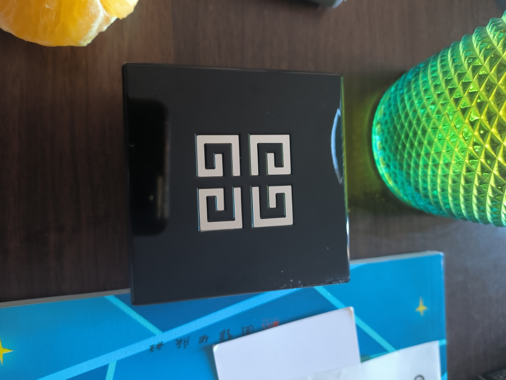 纪梵希(GIVENCHY) 轻盈无痕明星四色散粉1号蜜粉12g(四宫格 定妆粉 细腻粉质 控油晒单图