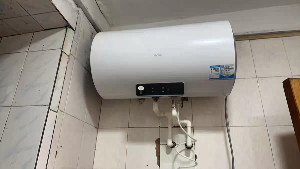 海尔(Haier)60升电热水器EC6001H-Eco1 金刚搪瓷胆 享国家补贴 一级能效 2200W高效加热 长效保温晒单图