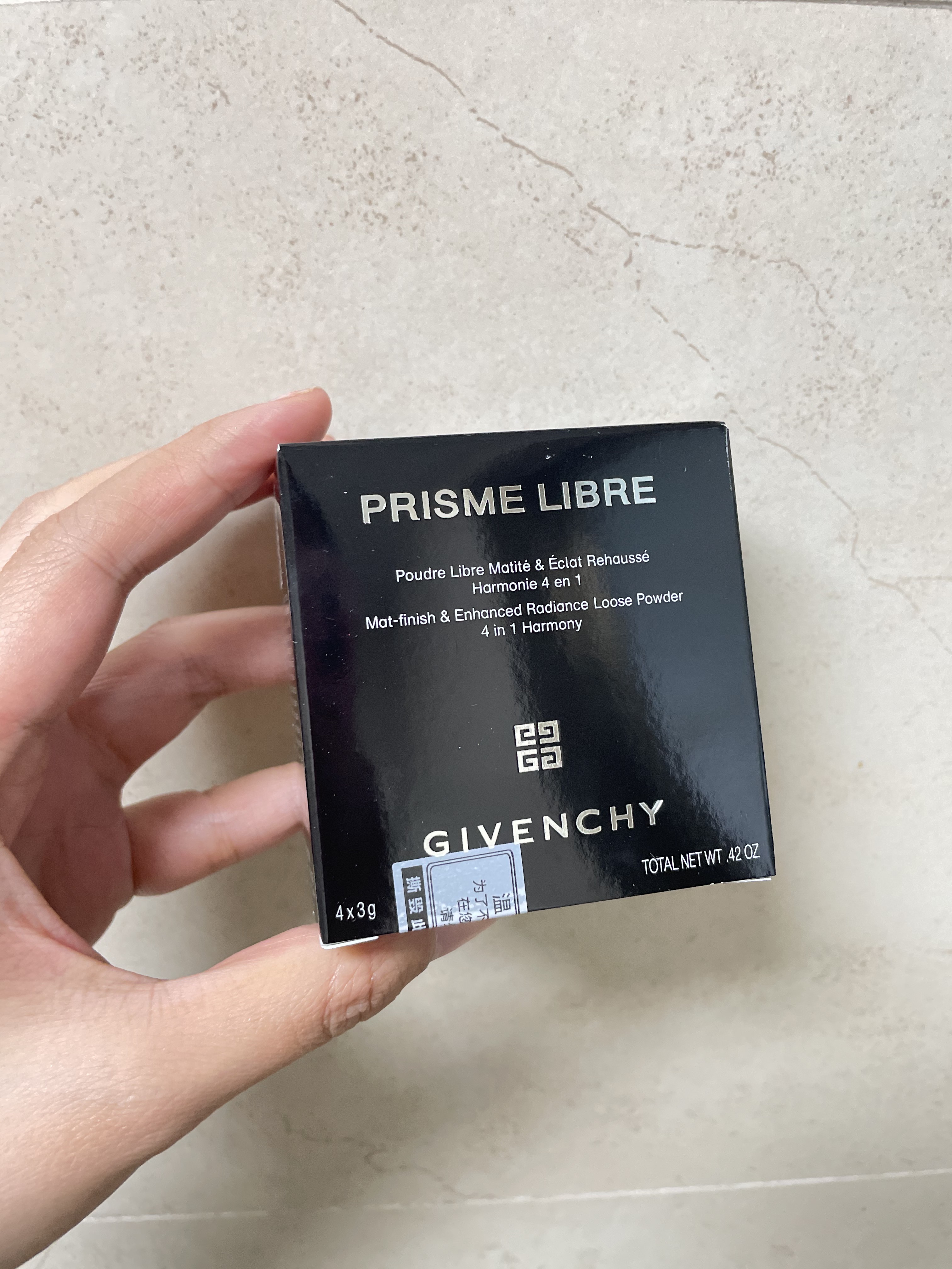 纪梵希(GIVENCHY) 轻盈无痕明星四色散粉1号蜜粉12g(四宫格 定妆粉 细腻粉质 控油)晒单图