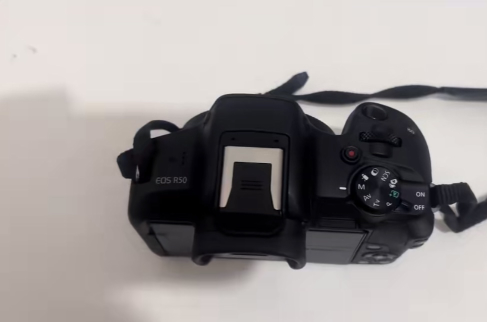 佳能(Canon)佳能r50 R50 微单相机 轻量小型 APS-C画幅高速连拍4k 黑色 海外版晒单图