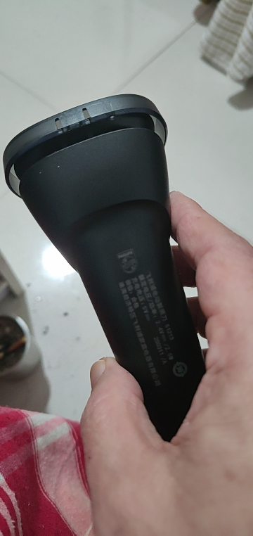 飞利浦(PHILIPS) 电动剃须刀 原装进口三刀头全身水洗胡须刀 干湿两用刮胡刀 生日礼物S1213/02晒单图