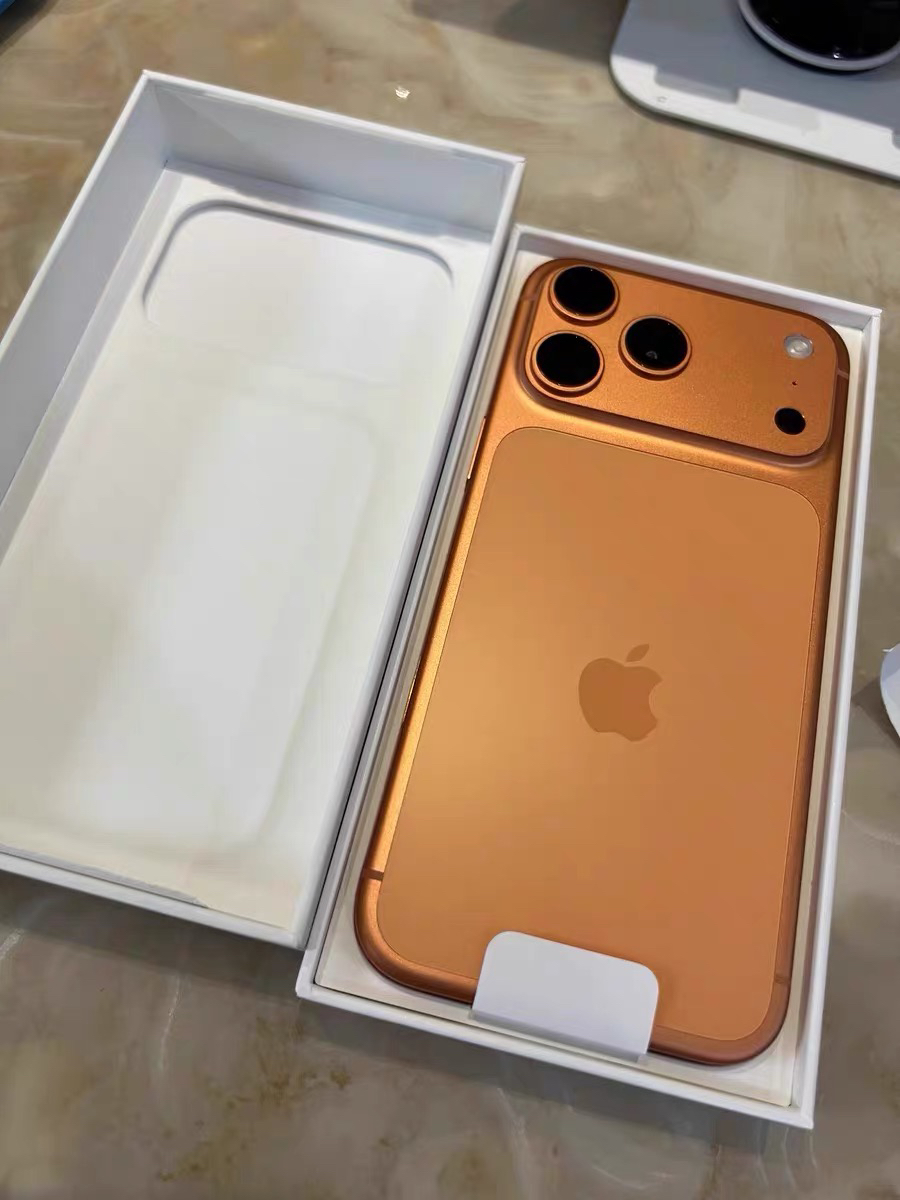 Apple iPhone 17 Pro Max 256G 星宇橙色 移动联通电信5G手机晒单图