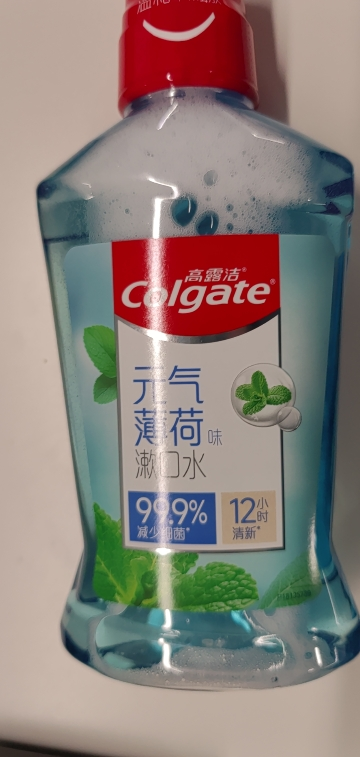 高露洁漱口水清洁含氟孕妇可用清新口气滋润口腔男女生防蛀温和0酒精-冰爽薄荷500ml晒单图